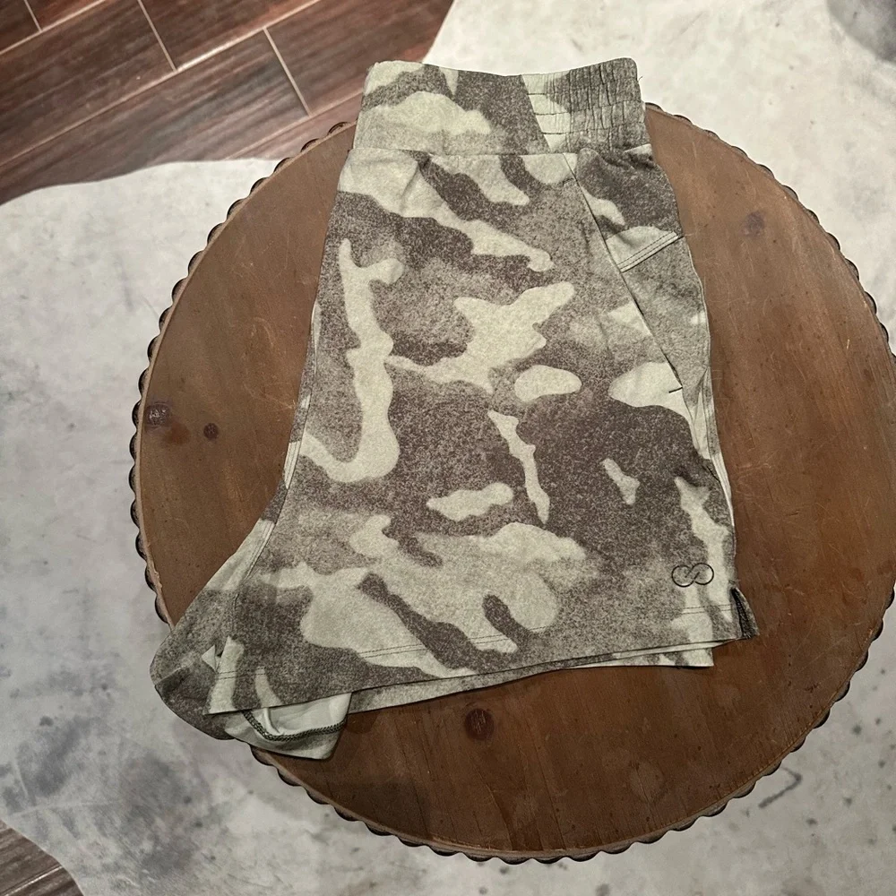 Calia by Carrie Underwood Camouflage Cargo Shorts - Green and Gray - Picture 2 of 3